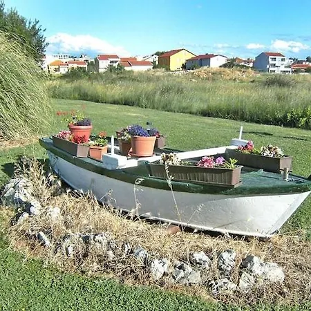 Lug 2 New And Comfortable With Pool * Privlaka (Zadar)