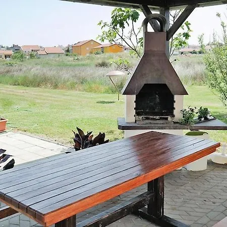 Lug 2 New And Comfortable With Pool Appartamento *