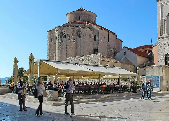 Lug 2, New And Comfortable With Pool Privlaka (Zadar)